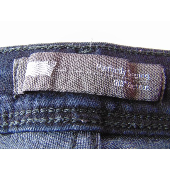 Levis Women's 512 Perfectly Shaping  Jeans Size 35 Black   Cotton Spandex EUC - Picture 7 of 7